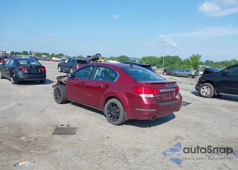 2011 Subaru Legacy 2.5I Limited из США, поврежденный, VIN 4S3BMBJ62B3255570